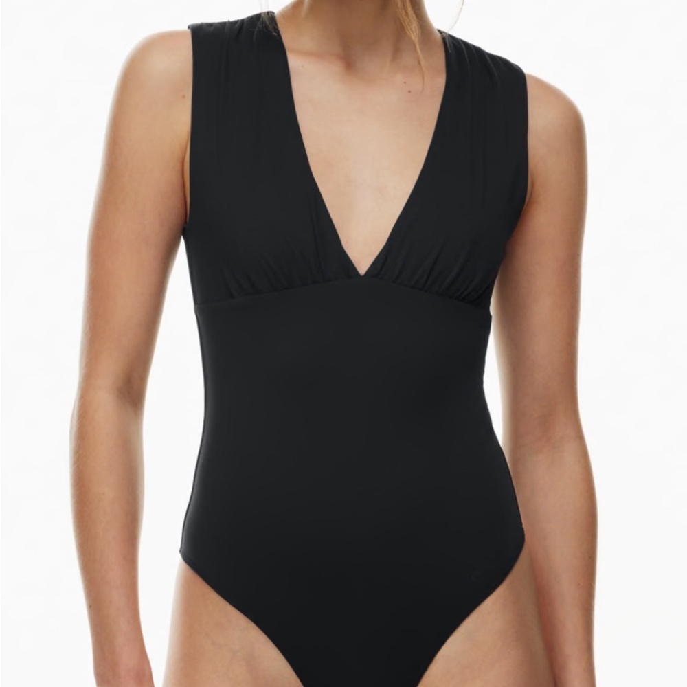 Aritzia bodysuit